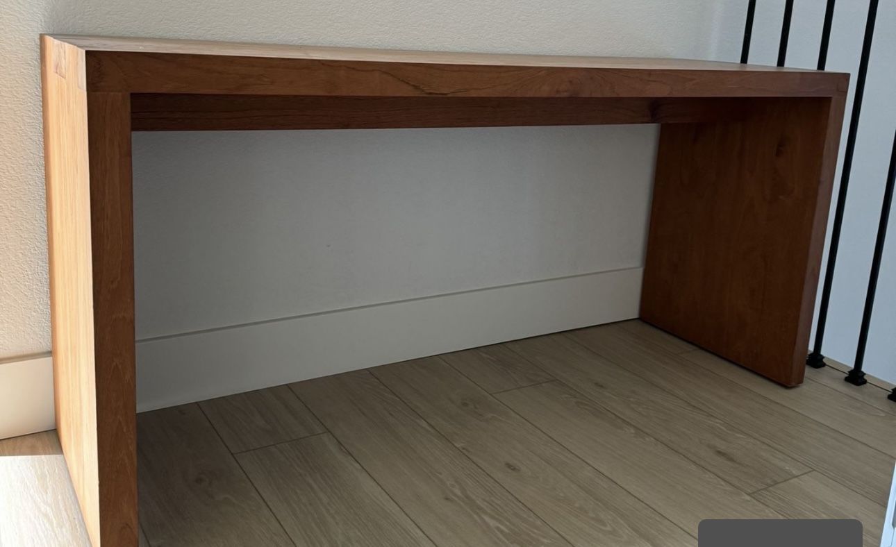 Ethan Allen Console Table