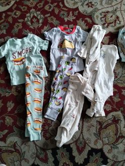 Ropa de niño size 12/18 meses en buenas condiciones $5 por todos