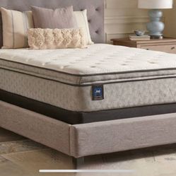 Queen Mattress With Box Springs 200. I Can Also Deliver.