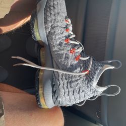 Lebron 15 on sale grey and orange