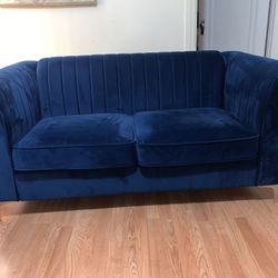 🛋 Sofa Like New