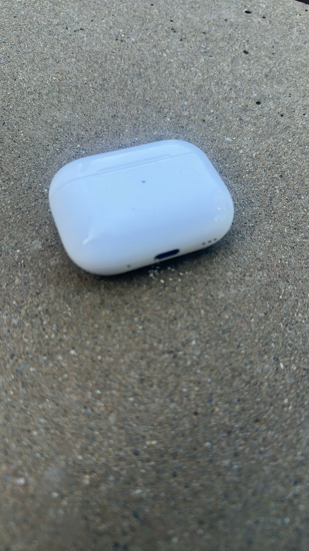 AirPods Pro 4 Authentic
