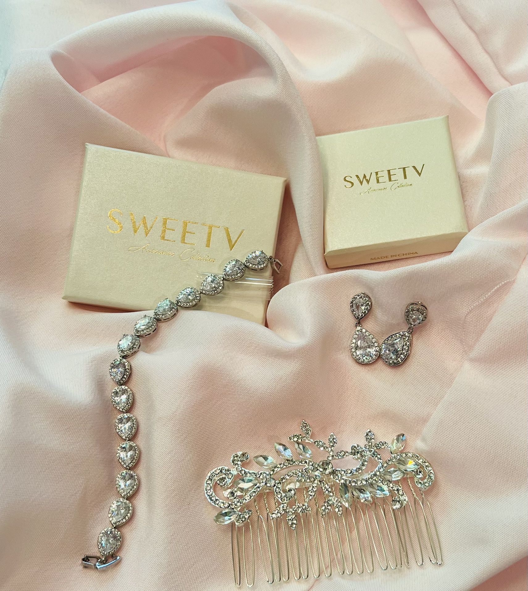 Bridal Accessories/ Jewelry /Hair Comb / Shoes