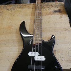VESTER 4 STRING BASS GUITAR PRE OWNED 873560-4 