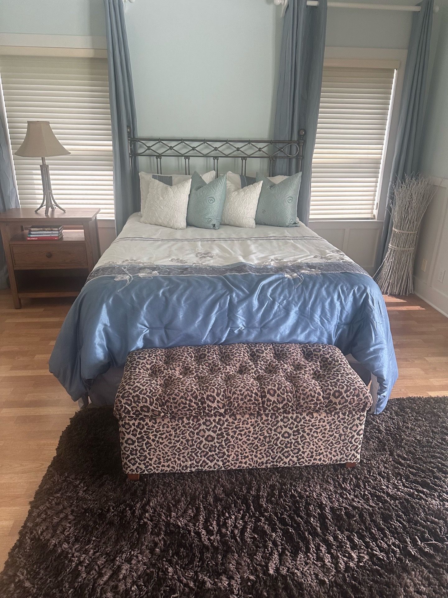 Bedroom set