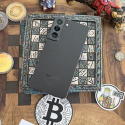 Samsung galaxy s22 128GB unlocked any sim