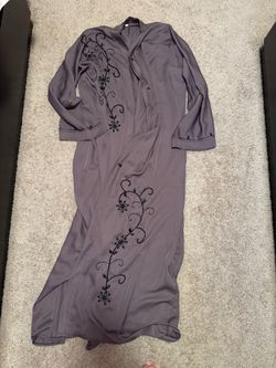 Gray-purple abaya with black floral embroidery