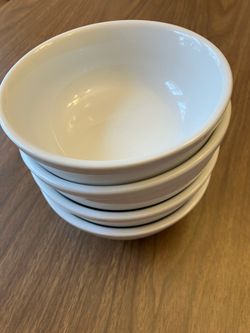 Crate & Barrel “Diner” Bowls (set of 4) 5.5”