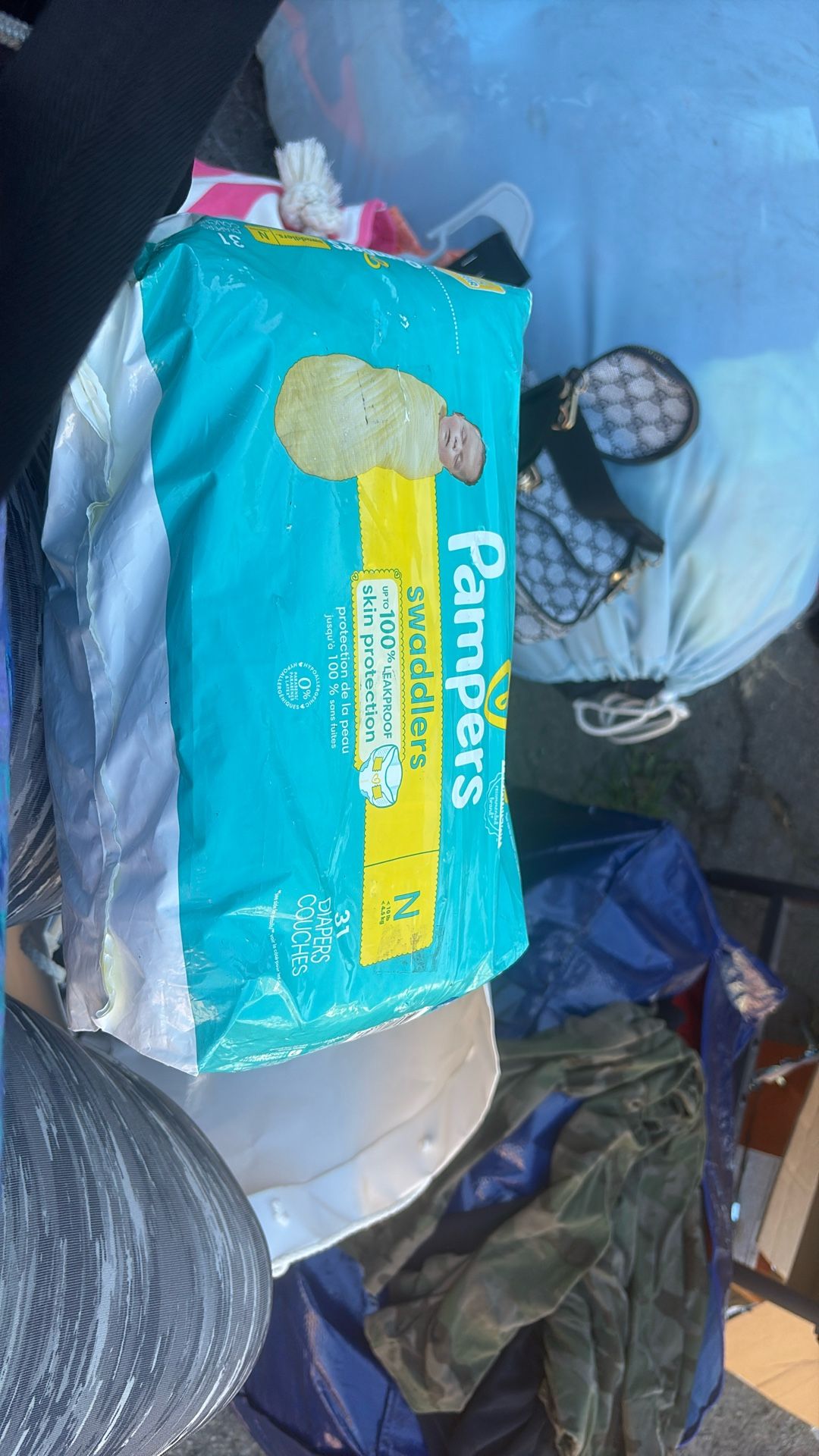 Pampers Swaddles N. 31 Count