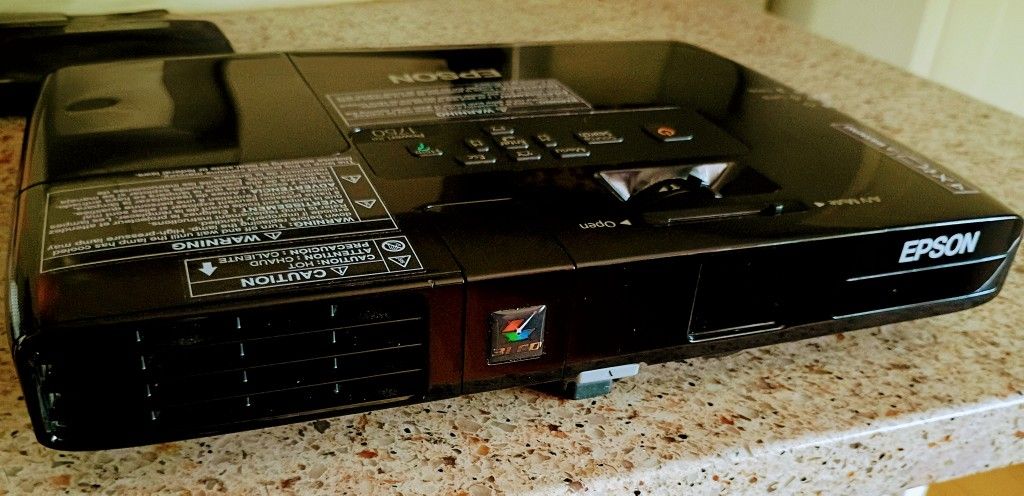 New Epson Powerlite 1750 Projector/ With Controller, Manual, Warranty Cords And Carrying Case