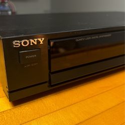 SONY- Stereo FM-AM Tuner ST-JX401