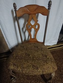 Beautiful Built Sturdy Metal Chairs With Wood Back./ See Design