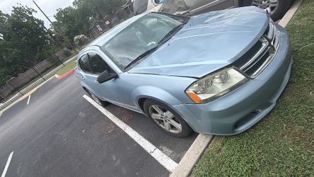 2013 Dodge avenger