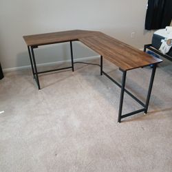 L Shape Desk