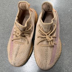 Yeezy Boost 350 v2 “Clay” 2019 Size 7.5