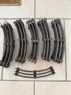 Lionel Train Tracks