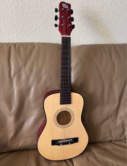 Kid acustic guitar
