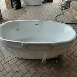 Oval Bathtub