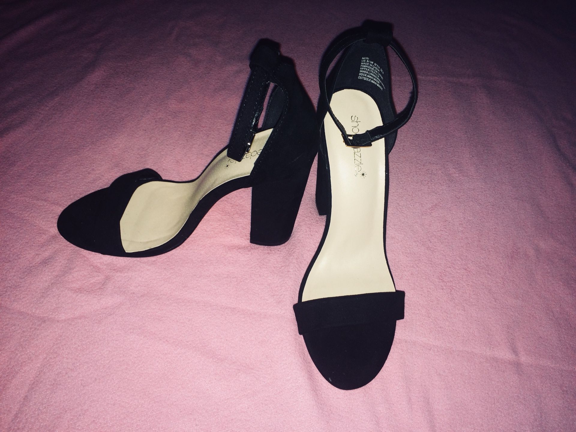 Size 8 women’s heels