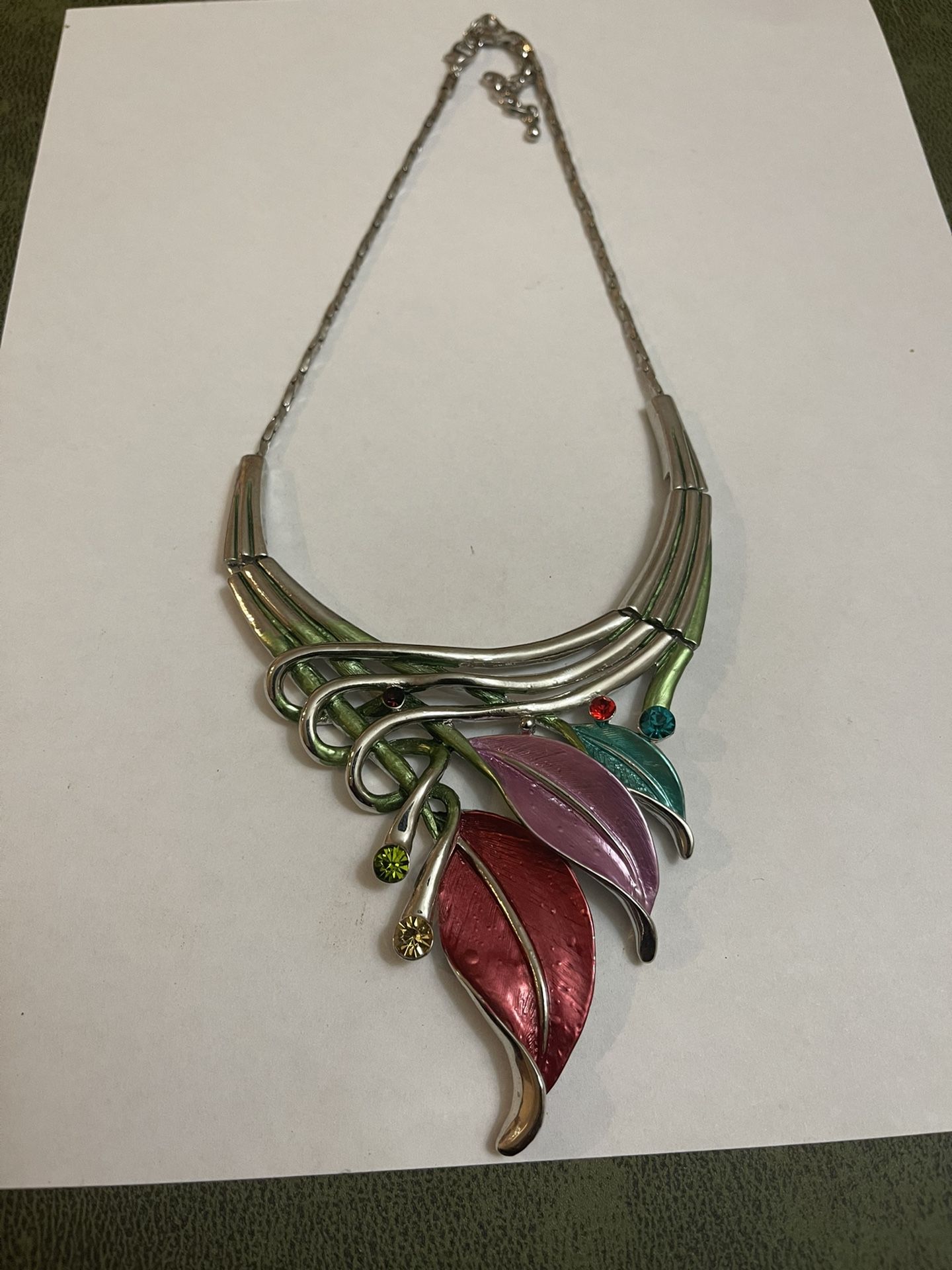 Cool Retro Style Necklace