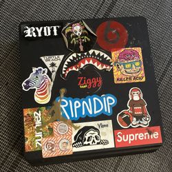 ps4 with tons of games downloaded already 