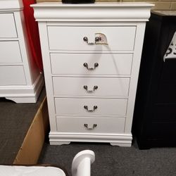Brand New White Chest Of Drawers