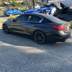 2015 Infiniti Q50