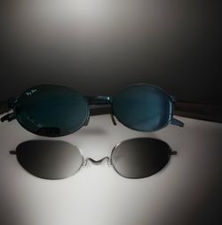 Vintage Ray Ban BL (  Bausch & Lomb ) W2775 oval metal/acetate sunglasses
