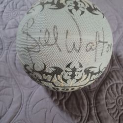 SIGNED BILL WALTON BASKETBALL 