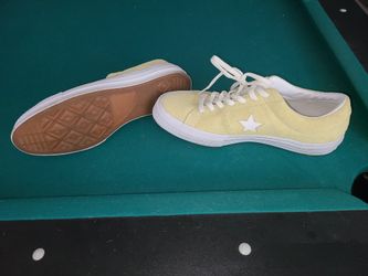 Converse Men's Shoes sz 9.5