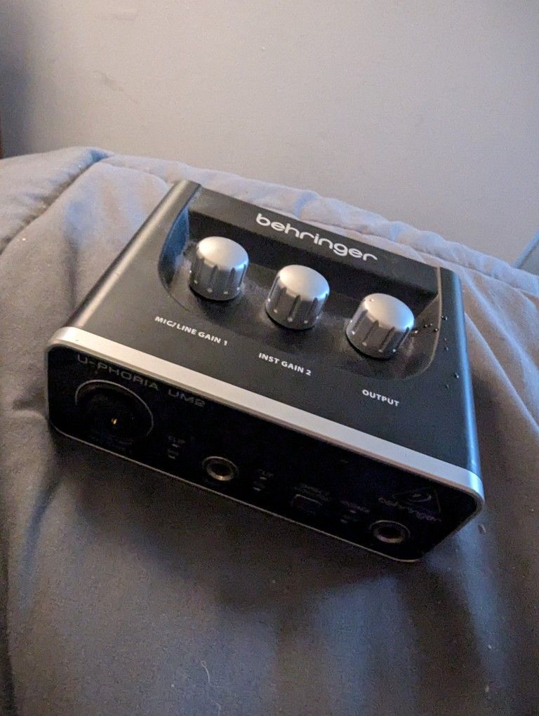 Behringer Audio Interface
