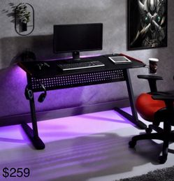 Gaming desk
