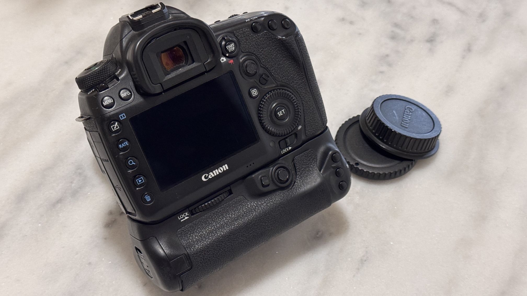 Canon EOS 5D mark IV Camera Body & canon EF 50MM 1.2 L USM lens