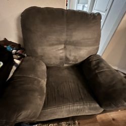 Free 3 Piece Couch Set!