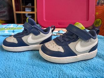 Nike US size 6 toddler shoes