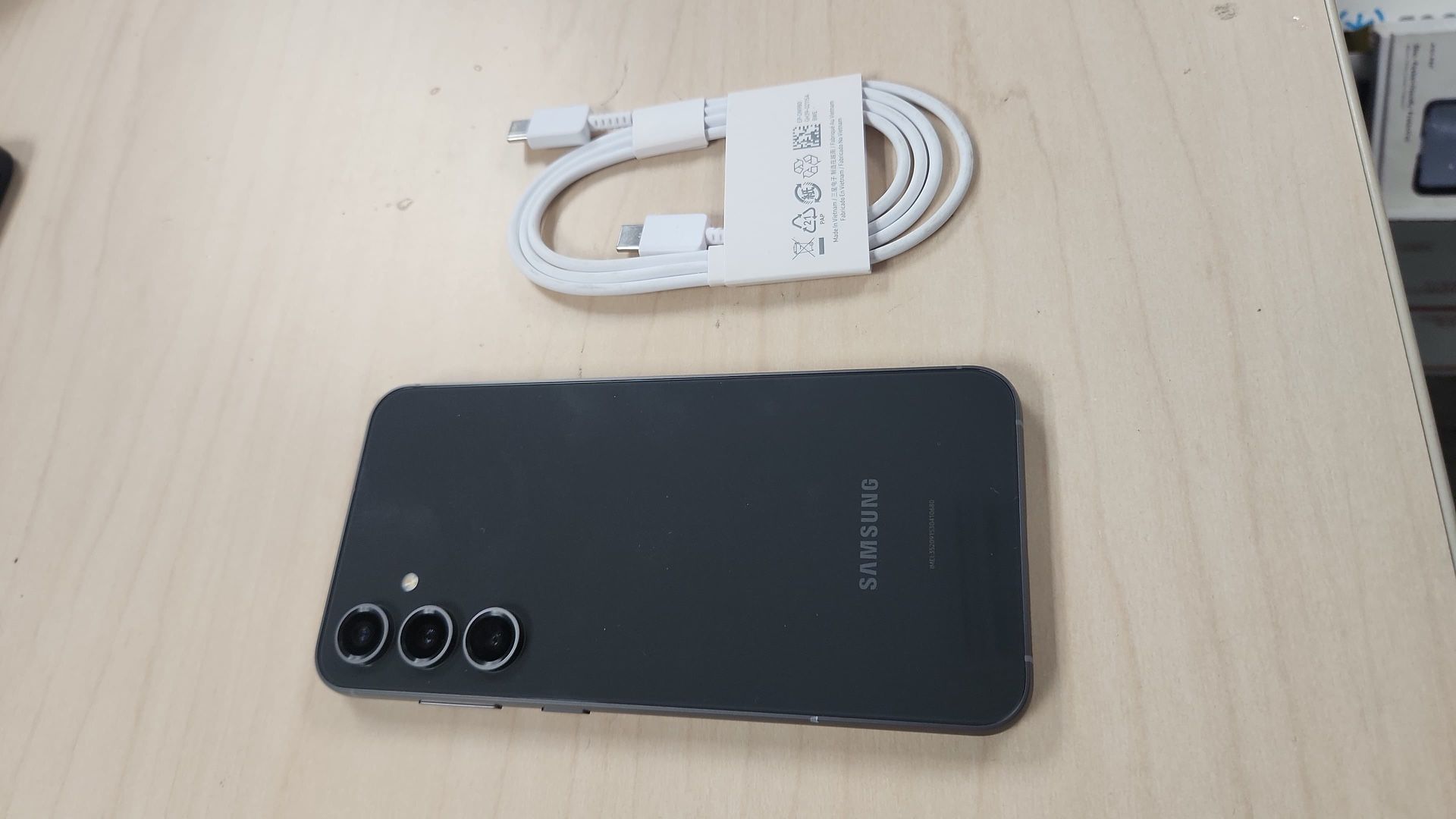 ✳️ Samsung galaxy s23fe ✳️128gb  ✳️unlock any sim