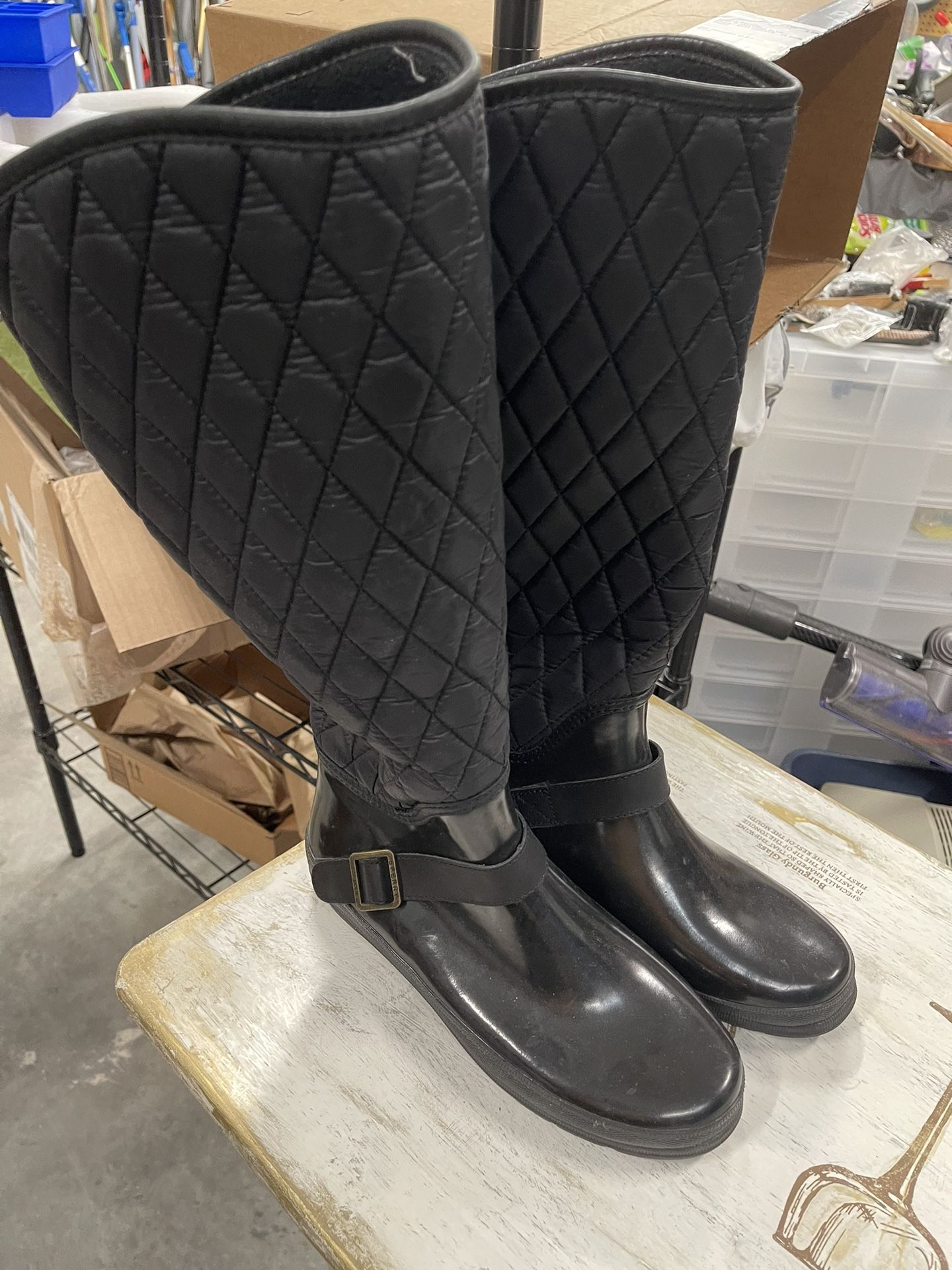 Sperry Hingham Quilted Rain Boots Womens size 7 Lined Rubber Black Preppy