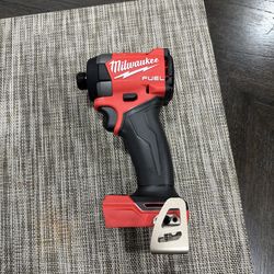 Milwaukee M18 FUEL 18V Lithium-lon Brushless Cordless 1/4 in. Hex Impa...