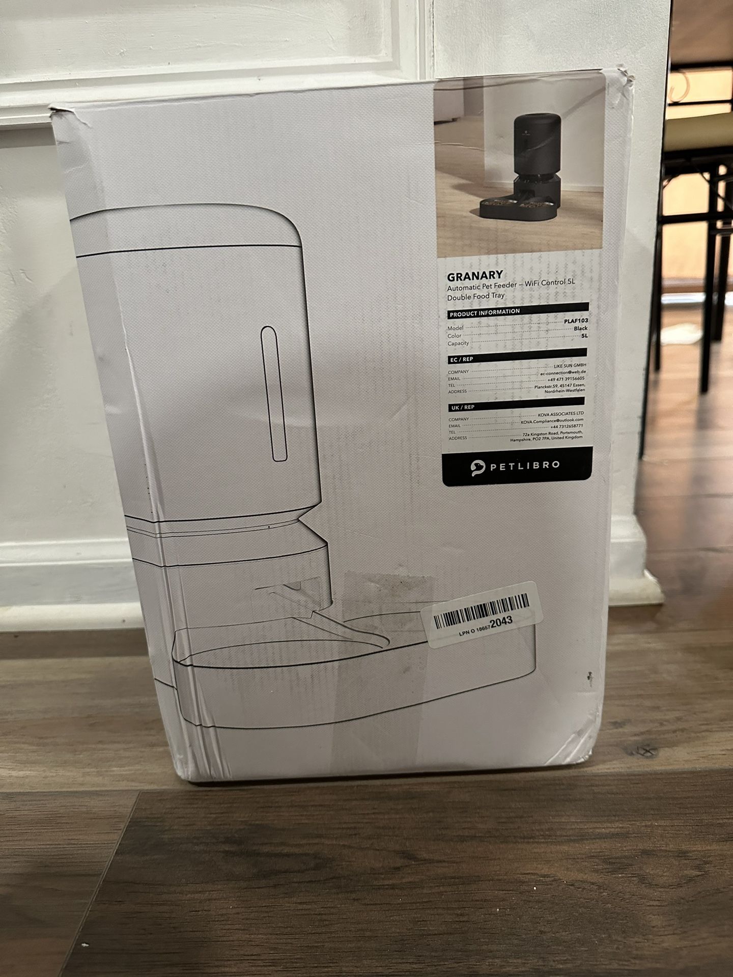 PETLIBRO Automatic Cat Feeder, WiFi Connected, Adjustable Meal Splitter, Fresh Food Storage, Multiple Pet Use, Stainless Steel