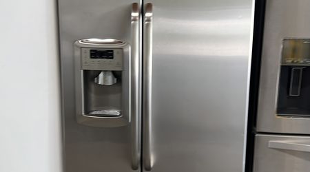 GE Refrigerator Fridge Side By Side Side by Side With Ice Maker
