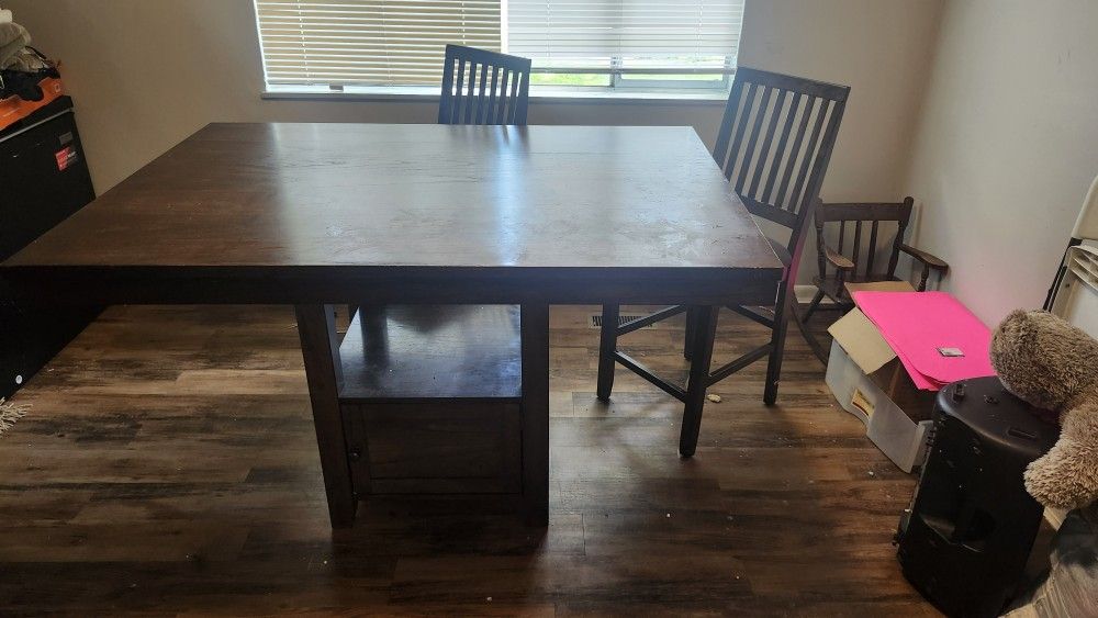 Kitchen TABLE