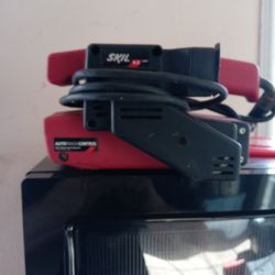 Skil 4.5 Amp Auto Track Control Belt Sander