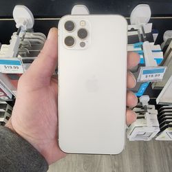 Apple iPhone 12 Pro 128GB in Silver (Factory Unlocked/Desbloquiado)