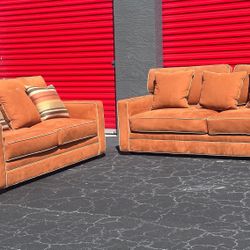 Premium Upholstered Sofa Set – 70” Loveseat + 85” Sofa – Excellent Condition by Lee Craftsmen - delivery is negotiable