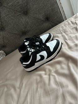 Nike panda dunk shoes