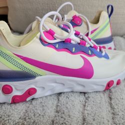 Nike React Element 55 sz 7.5