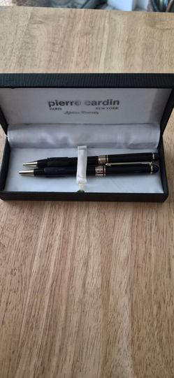 PIERRECARDIN pen set