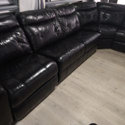 SECTIONAL GENUINE LEATHER RECLINER ELECTRIC BLACK COLOR.. DELIVERY SERVICE AVAILABLE ✅💥🚚