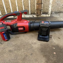 Toro 110 MPH/565 CFM 60V Max Lithium-Ion Cordless Brushless Leaf Blower, 2.0Ah Battery and Charger Included