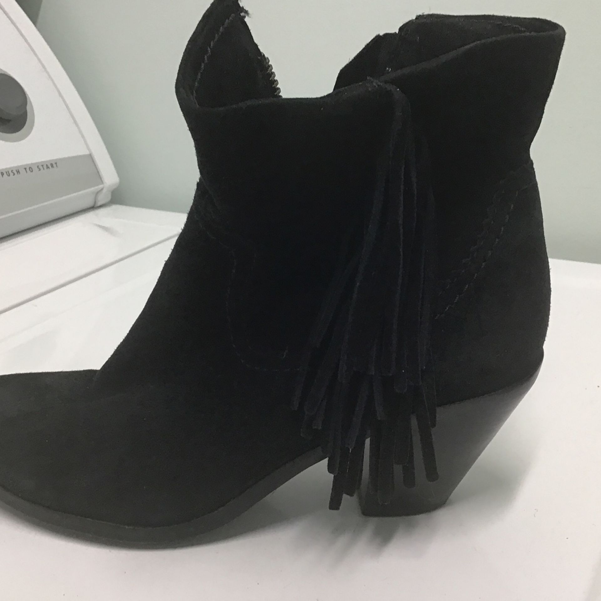 Ladies Boots Black suede Boots With Fringe, Size 6M